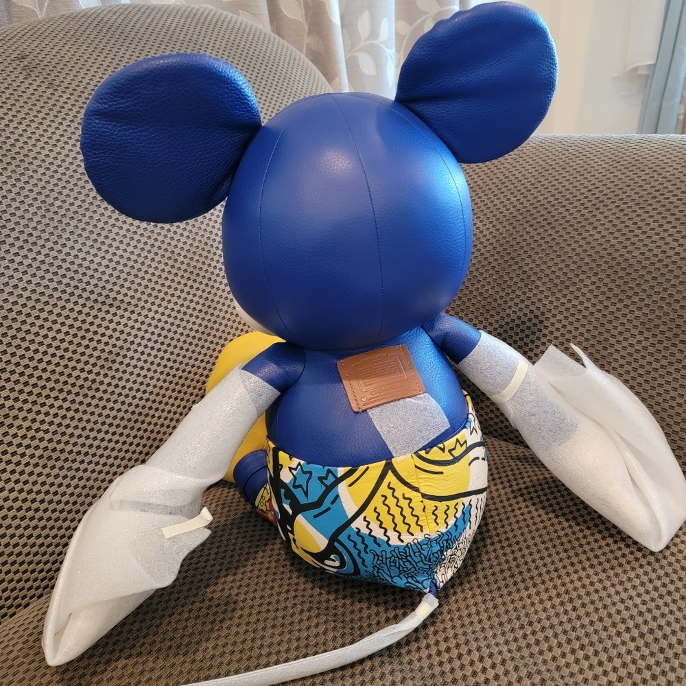 Coach Disney Mickey Mouse X Keith Haring Medium Collectible - Picture 3 of 6